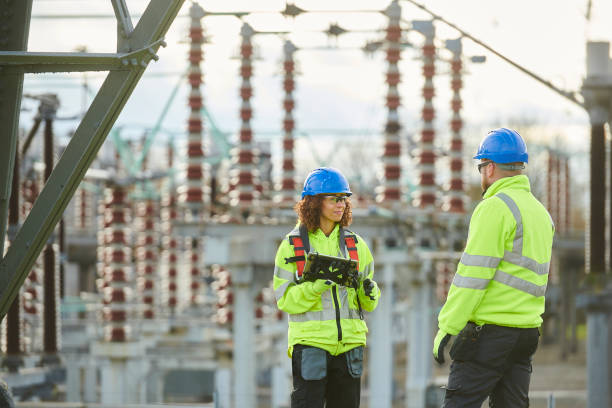 Best Electrical Outlet Repair  in Holdrege, NE